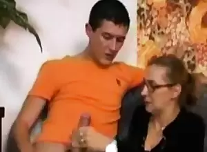 Clubbable With respect to Mam !